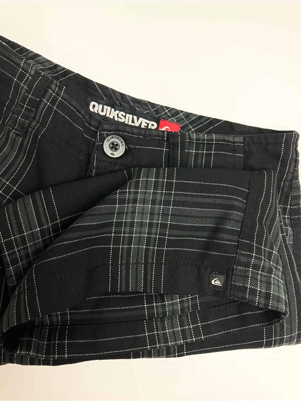 Quicksilver Kids Shorts (10-12y) Size 24 Black Plaid 2010s Skater Sk8